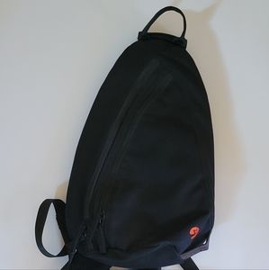 Thick nylon sling backpack